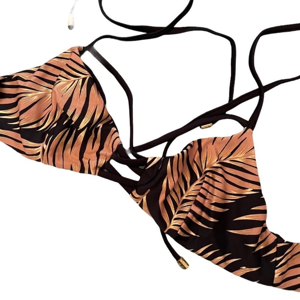 Beach Bunny Reversible Bikini Top nwot